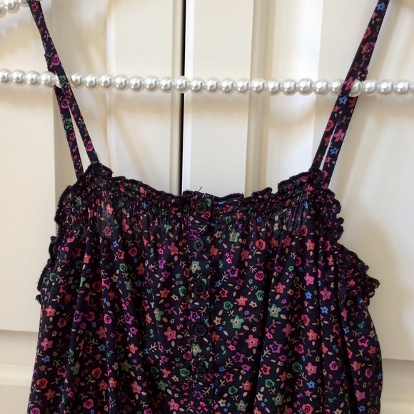 🔴SUMMER TANK STYLE TOP🔴🔴 - Picture 4 of 8